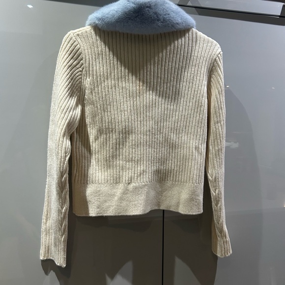Zara Cream Ribbed Jacket with Blue Fur Collar - Picture 3 of 8